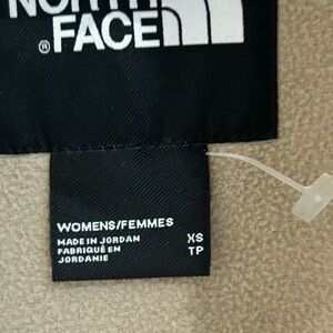 Beautiful warm north face jacket cropped xs